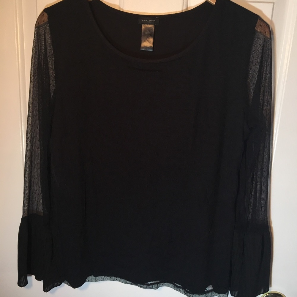 Ann Taylor dress top with mesh sleeves